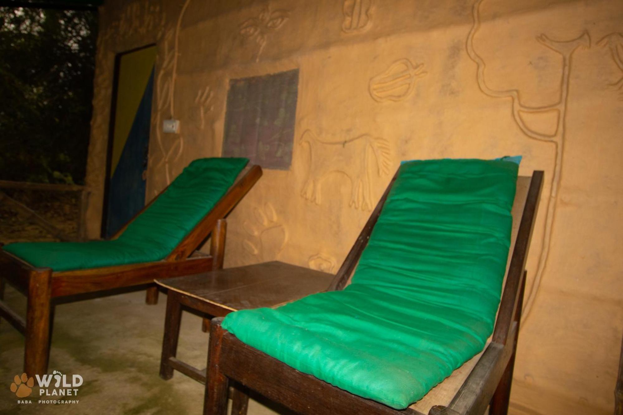 Hotel Wild Planet Eco Retreat à Bardiya Extérieur photo