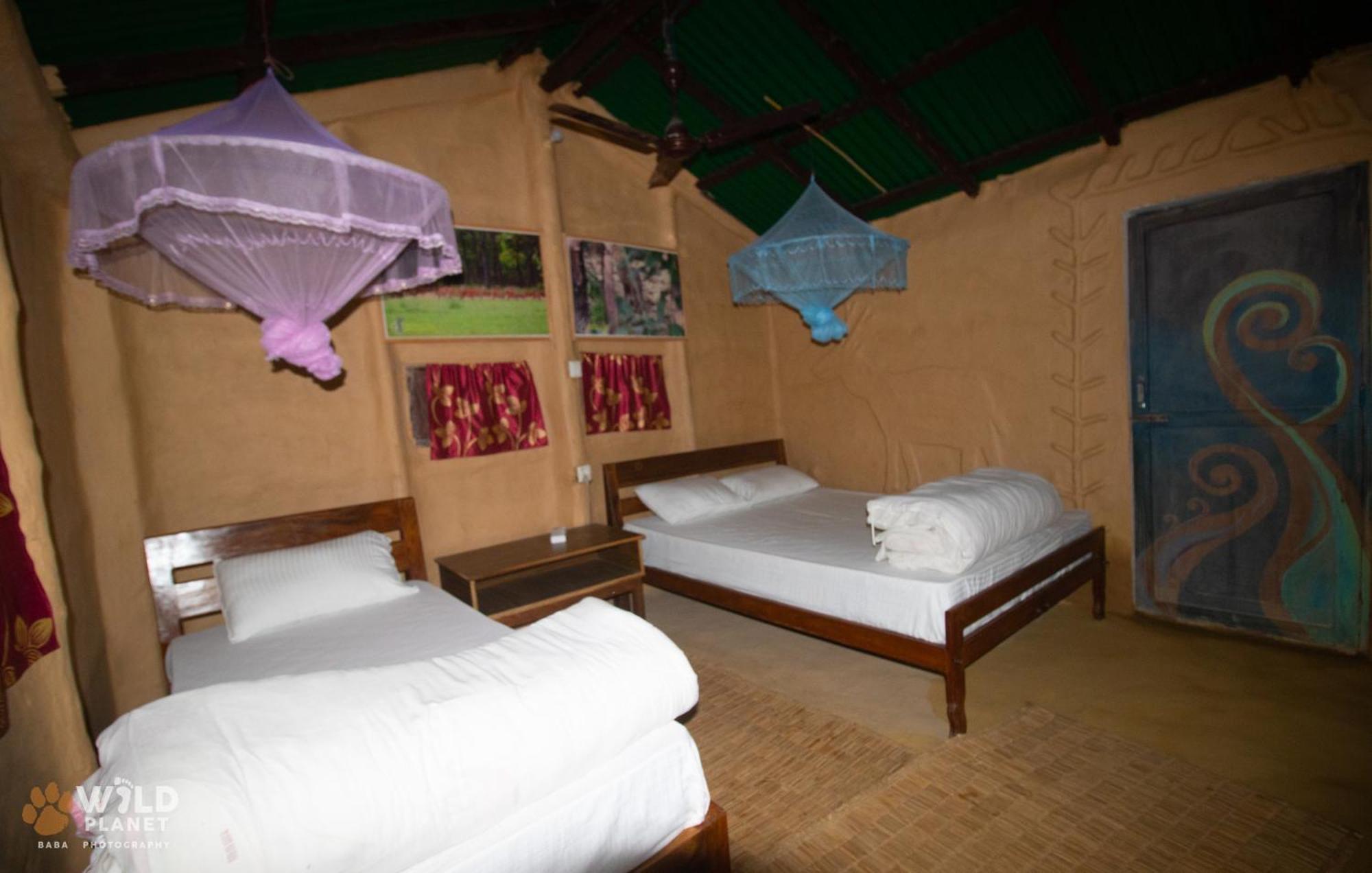 Hotel Wild Planet Eco Retreat à Bardiya Extérieur photo