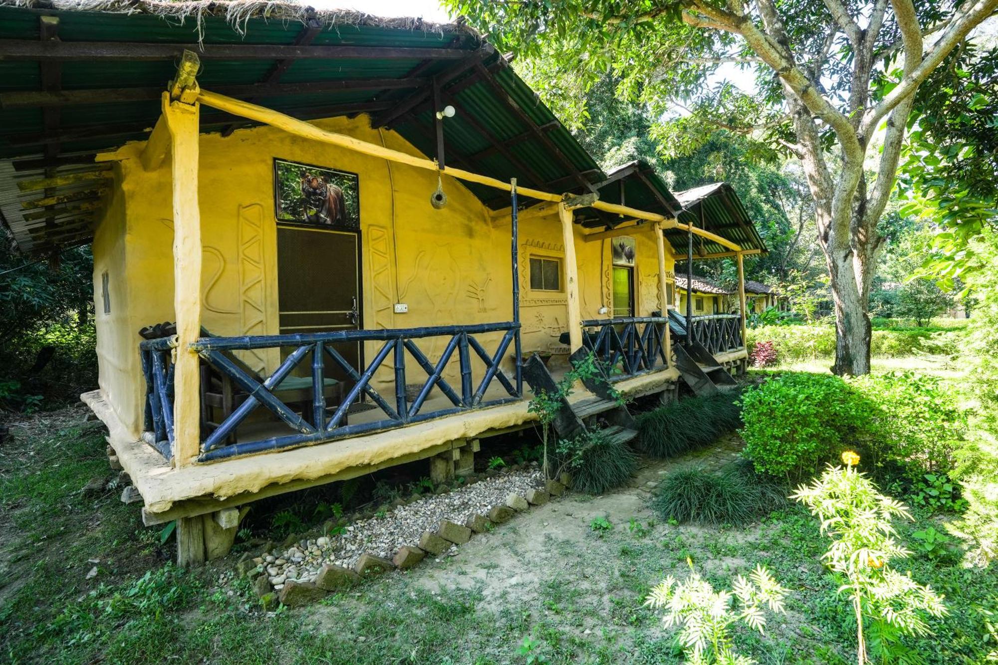 Hotel Wild Planet Eco Retreat à Bardiya Extérieur photo