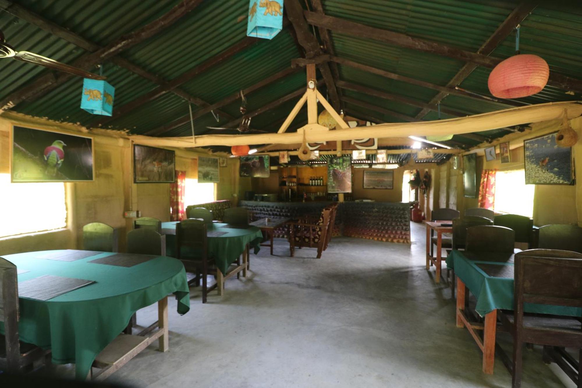 Hotel Wild Planet Eco Retreat à Bardiya Extérieur photo